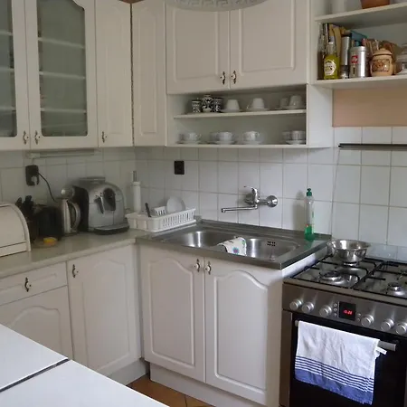 Three-bedroom In Vonyarcvashegy Ii Alsovonyarc