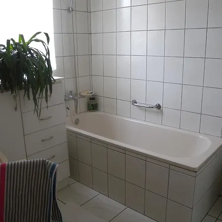 Three-bedroom In Vonyarcvashegy Ii Apartment