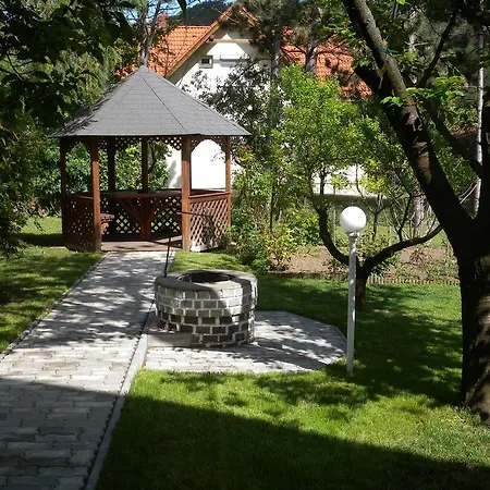 Three-bedroom In Vonyarcvashegy Ii Apartment Alsovonyarc